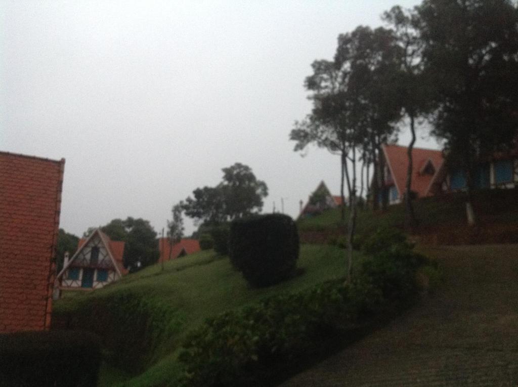 Green Mountains Hotel มงชิแวร์จิ ภายนอก รูปภาพ