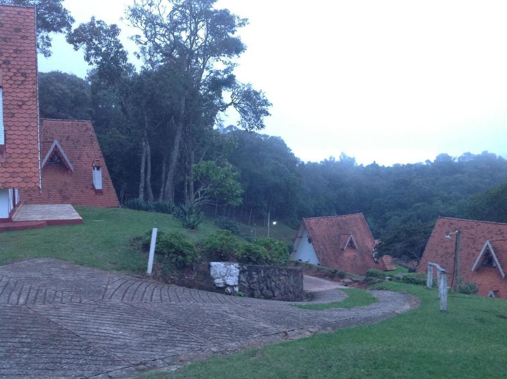 Green Mountains Hotel มงชิแวร์จิ ภายนอก รูปภาพ